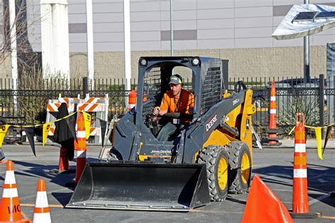 skid steer safety training